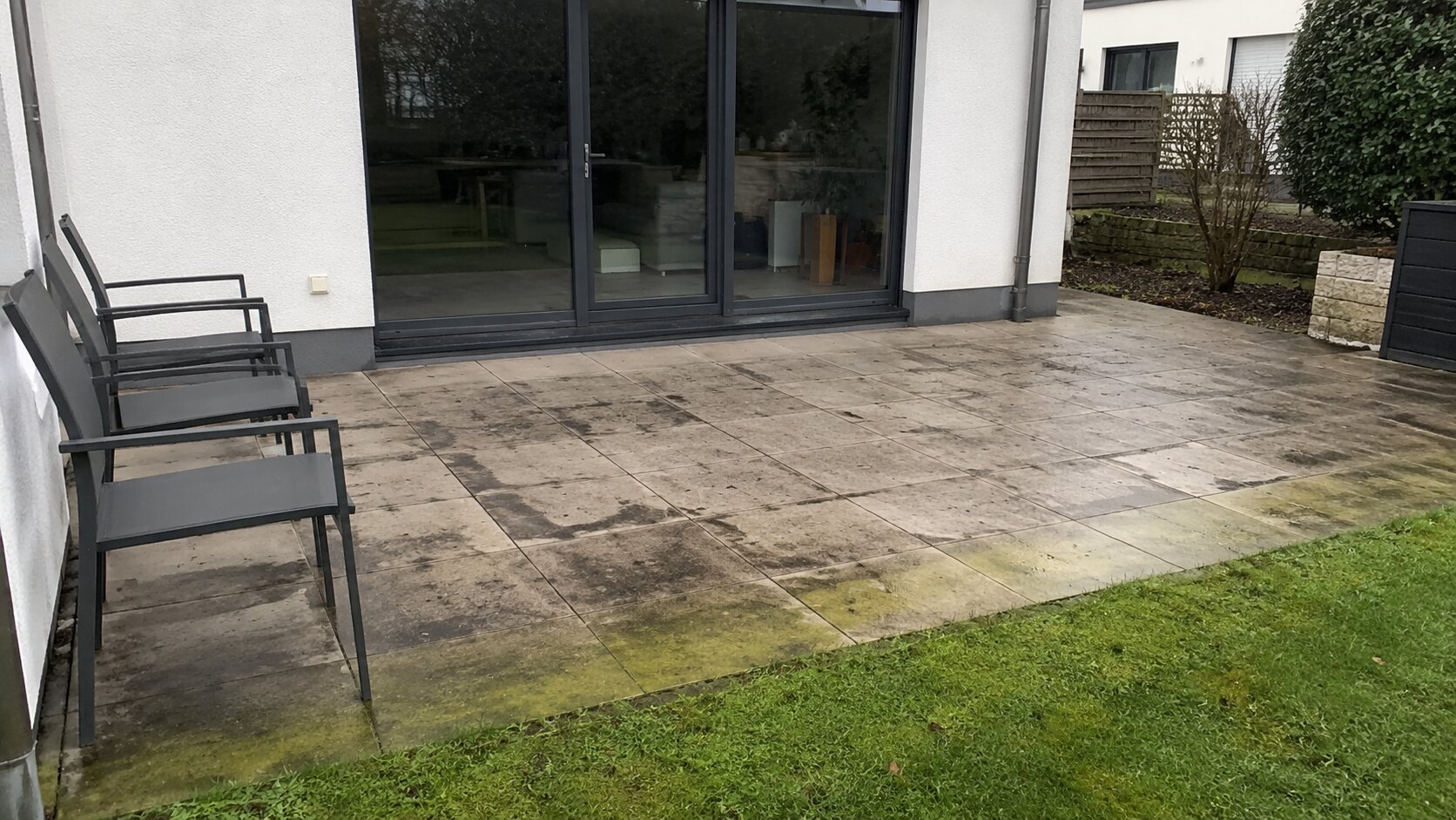 Vorher: Terrasse in Bergisch Gladbach